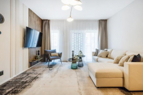 Sleek Premium Apartment with Parking